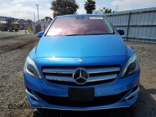 2015 Mercedes-Benz B with VIN WDDVP9AB1FJ004895, listed as a Copart auction lot 57722734 with 71,627 mi miles. Bid and sale history available at carsss.com. Image 5.