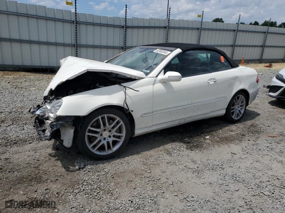 2008 Mercedes-Benz CLK-Class 3.5L with VIN WDBTK56F68F253444, listed as a Copart auction lot 62065344 with 138,842 mi miles and Salvage Title. Bid and sale history available at carsss.com. Image 1.