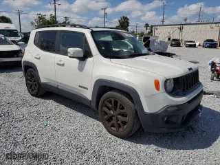 2017 Jeep Renegade Latitude with VIN ZACCJABB6HPF10082, listed as a Copart auction lot 51586095 with 142,601 mi miles and Salvage Title. Bid and sale history available at carsss.com. Image 4.
