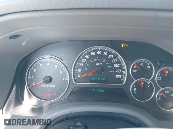 2005 GMC Envoy SLT with VIN 1GKDT13S952219826, listed as a IAAI auction lot 41783713 with 212,908 mi miles. Bid and sale history available at carsss.com. Image 7.