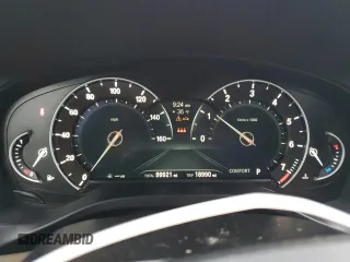 2019 BMW X3 sDrive30i with VIN 5UXTR7C56KLF24971, listed as a Copart auction lot 43018555 with 101,039 mi miles and Salvage Title. Bid and sale history available at carsss.com. Image 9.