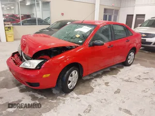 2006 Ford Focus S with VIN 1FAHP34N16W217994, listed as a IAAI auction lot 41951533 with 91,823 mi miles and . Bid and sale history available at carsss.com. Image 17.