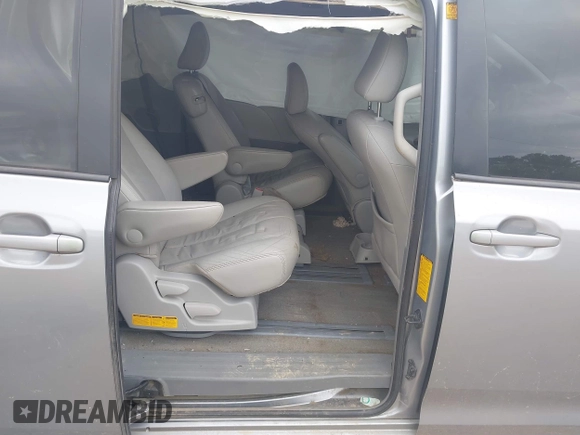 2012 Toyota Sienna XLE AAS с VIN 5TDYK3DC8CS276589, выставлен на аукционе IAAI как лот 42252242 с пробегом 221 618 миль миль и . История ставок и продаж доступна на DreamBid. Изображение 8.