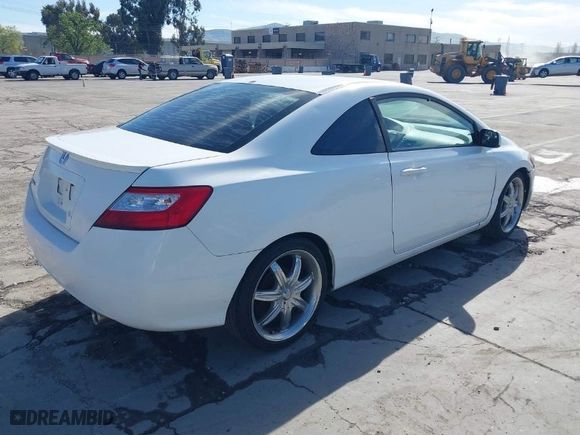 2007 Honda Civic Cpe LX with VIN 2HGFG12627H576368, listed as a IAAI auction lot 42015130 with 202,342 mi miles. Bid and sale history available at carsss.com. Image 4.