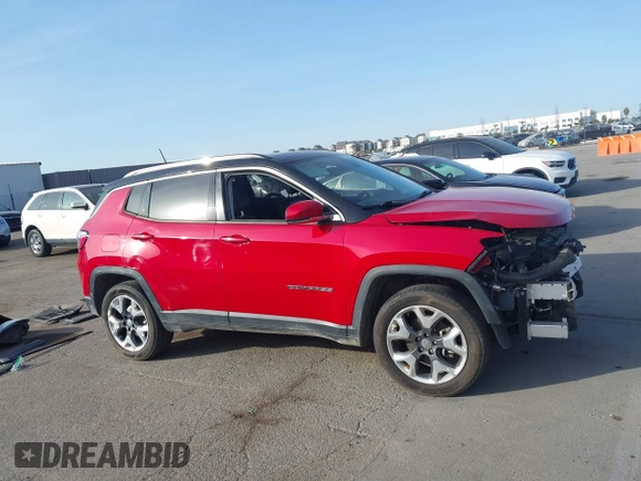2018 Jeep Compass Limited with VIN 3C4NJDCB8JT264174, listed as a IAAI auction lot 41368415 with 67,594 mi miles. Bid and sale history available at carsss.com. Image 14.