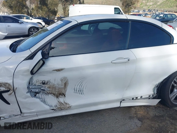 2015 BMW 4 Series 435i с VIN WBA3T3C58FP939536, выставлен на аукционе IAAI как лот 41849369 с пробегом 97 924 миль миль и . История ставок и продаж доступна на DreamBid. Изображение 11.