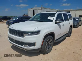 2024 Jeep Wagoneer Series II with VIN 1C4SJUBP2RS160017, listed as a IAAI auction lot 42555460 with 32,092 mi miles and . Bid and sale history available at DreamBid. Image 17.