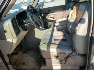 2004 GMC Yukon XL SLT with VIN 3GKEC16Z44G308173, listed as a Copart auction lot 74539564 with 305,299 mi miles and Salvage Title. Bid and sale history available at carsss.com. Image 7.