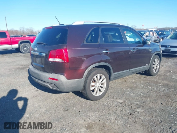 2011 Kia Sorento LX with VIN 5XYKTDA2XBG093596, listed as a IAAI auction lot 41901292 with 229,080 mi miles. Bid and sale history available at carsss.com. Image 4.
