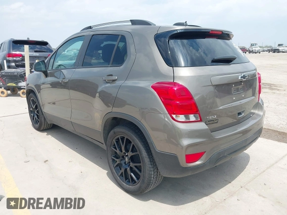 2021 Chevrolet Trax LT with VIN KL7CJLSBXMB359468, listed as a IAAI auction lot 41982149 with 199,685 mi miles and . Bid and sale history available at DreamBid. Image 3.