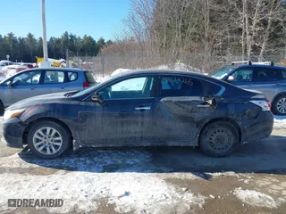 2016 Nissan Altima 2.5 SL with VIN 1N4AL3AP4GC289133, listed as a IAAI auction lot 41623265 with 154,266 mi miles. Bid and sale history available at carsss.com. Image 12.