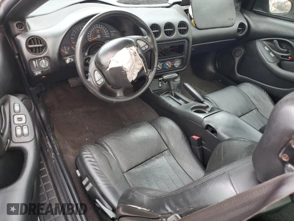 2002 Pontiac Firebird Formula z VIN 2G2FV22G822114416, wystawiony jako Copart lot #80131354 z przebiegiem 130 097 mil mil oraz Szkoda całkowita • Salvage title. Historia ofert i sprzedaży dostępna na DreamBid. Obrazek 8.