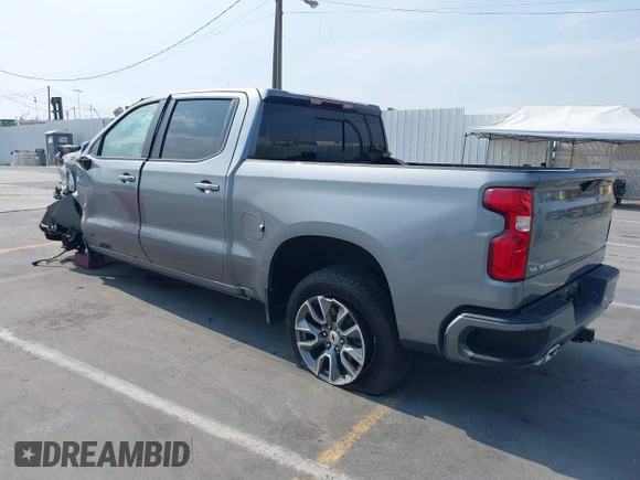 2021 Chevrolet Silverado 1500 RST with VIN 1GCUYEET5MZ230337, listed as a IAAI auction lot 39846314 with 15,605 mi miles. Bid and sale history available at carsss.com. Image 3.