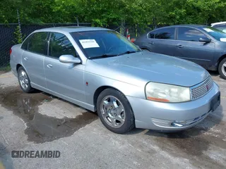 2003 Saturn LS z VIN 1G8JU54F43Y541413, wystawiony jako IAAI lot #42451316 z przebiegiem 173 315 mil mil oraz . Historia ofert i sprzedaży dostępna na DreamBid. Obrazek 1.
