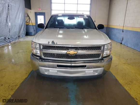 2013 Chevrolet Silverado 1500 LT with VIN 1GCRCSEA9DZ218144, listed as a Copart auction lot 89361045 with 177,281 mi miles and Clean Title. Bid and sale history available at carsss.com. Image 5.