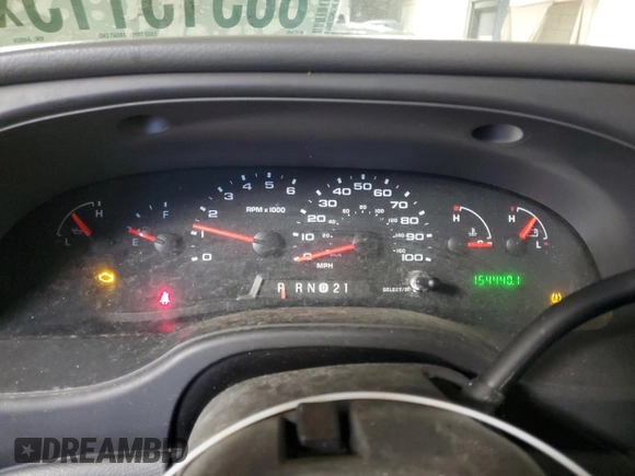 2008 Ford Econoline Passenger XL with VIN 1FBNE31L08DA49824, listed as a Copart auction lot 88313115 with 154,440 mi miles and Salvage Title. Bid and sale history available at carsss.com. Image 9.