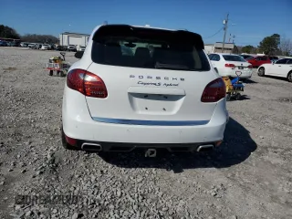2012 Porsche Cayenne S Hybrid z VIN WP1AE2A2XCLA92544, wystawiony jako Copart lot #48896985 z przebiegiem 182 567 mil mil oraz Tytuł czysty. Historia ofert i sprzedaży dostępna na DreamBid. Obrazek 6.