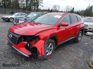 2022 Hyundai Tucson SEL with VIN 5NMJBCAE9NH131106, listed as a IAAI auction lot 41835907 with 26,722 mi miles. Bid and sale history available at carsss.com. Image 2.