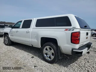 2018 Chevrolet Silverado 1500 LT with VIN 3GCUKREC7JG514282, listed as a Copart auction lot 51233285 with 201,593 mi miles and Clean Title. Bid and sale history available at carsss.com. Image 2.