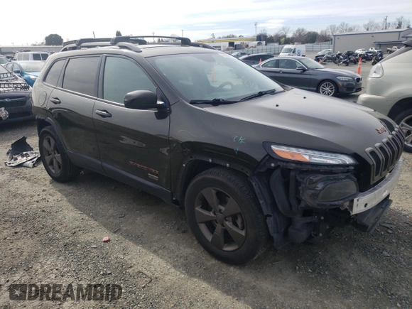 2017 Jeep Cherokee 75th Anniversary Edition с VIN 1C4PJMCS6HW530000, выставлен на аукционе Copart как лот 45368725 с пробегом 137 423 миль миль и Списание • Salvage title. История ставок и продаж доступна на DreamBid. Изображение 4.