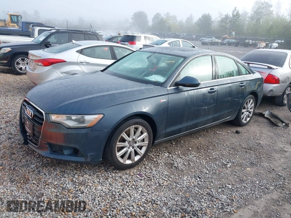 2014 Audi A6 Premium Plus z VIN WAUFGAFC1EN005003, wystawiony jako IAAI lot #41852397 z przebiegiem Nie podano mil oraz . Historia ofert i sprzedaży dostępna na DreamBid. Obrazek 16.
