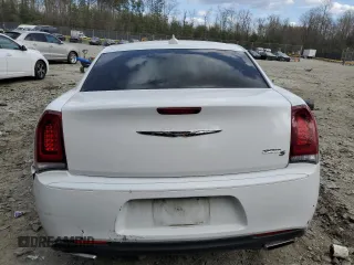 2019 Chrysler 300 S with VIN 2C3CCABG8KH609442, listed as a Copart auction lot 51114035 with 97,468 mi miles and Salvage Title. Bid and sale history available at DreamBid. Image 6.