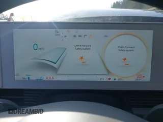 2024 Hyundai Ioniq 5 SE z VIN KM8KMDDF5RU253755, wystawiony jako IAAI lot #41356002 z przebiegiem 3 997 mil mil oraz . Historia ofert i sprzedaży dostępna na DreamBid. Obrazek 7.
