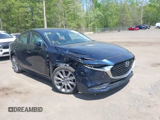 2024 Mazda 3 2.5 S Preferred with VIN 3MZBPACM7RM415218, listed as a IAAI auction lot 42140709 with 33,725 mi miles. Bid and sale history available at carsss.com. Image 1.