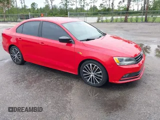 2016 Volkswagen Jetta Sport с VIN 3VWD17AJ5GM338769, выставлен на аукционе IAAI как лот 42418674 с пробегом 94 165 миль миль и . История ставок и продаж доступна на DreamBid. Изображение 1.