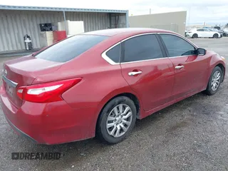 2016 Nissan Altima SL with VIN 1N4AL3AP4GC243995, listed as a IAAI auction lot 42200730 with 268,469 mi miles and . Bid and sale history available at carsss.com. Image 4.
