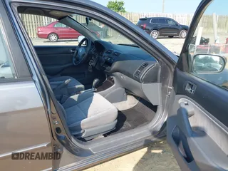 2005 Honda Civic EX z VIN 2HGES26745H501767, wystawiony jako IAAI lot #42424381 z przebiegiem 231 639 mil mil oraz . Historia ofert i sprzedaży dostępna na DreamBid. Obrazek 5.