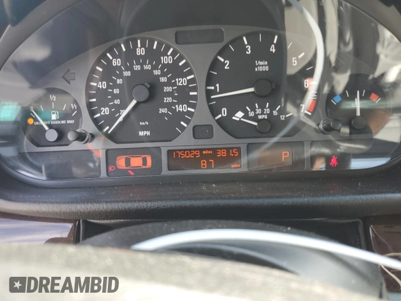 2005 BMW 3 Series 325i with VIN WBAET37415NJ84914, listed as a Copart auction lot 69404704 with 175,029 mi miles and Salvage Title. Bid and sale history available at carsss.com. Image 9.