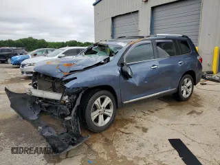 2013 Toyota Highlander Limited z VIN 5TDYK3EH4DS136616, wystawiony jako Copart lot #61164425 z przebiegiem Nie podano mil oraz Czysty tytuł • Clean title. Historia ofert i sprzedaży dostępna na DreamBid. Obrazek 1.