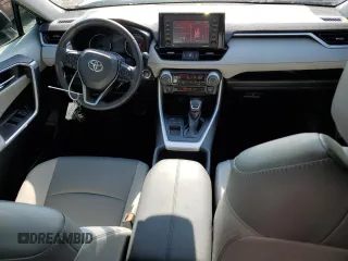 2022 Toyota RAV4 XLE Premium with VIN 2T3C1RFVXNC198804, listed as a Copart auction lot 52865365 with 50,677 mi miles and Non repairable. Bid and sale history available at DreamBid. Image 8.