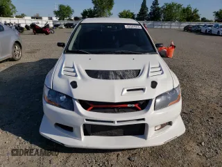 2005 Mitsubishi Lancer z VIN JA3AH36D85U043623, wystawiony jako Copart lot #52597975 z przebiegiem 171 445 mil mil oraz Czysty tytuł • Clean title. Historia ofert i sprzedaży dostępna na DreamBid. Obrazek 5.