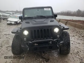 2017 Jeep Wrangler Unlimited Rubicon Recon z VIN 1C4HJWFG8HL581524, wystawiony jako Copart lot #81304384 z przebiegiem 53 287 mil mil oraz Szkoda całkowita • Salvage title. Historia ofert i sprzedaży dostępna na DreamBid. Obrazek 5.