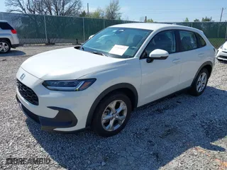 2023 Honda HR-V LX with VIN 3CZRZ2H35PM713422, listed as a IAAI auction lot 41933453 with 30,607 mi miles. Bid and sale history available at carsss.com. Image 2.