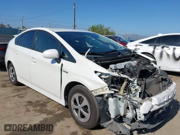2015 Toyota Prius Four with VIN JTDKN3DU4F1977363, listed as a IAAI auction lot 42283570 with 185,992 mi miles and . Bid and sale history available at DreamBid. Image 1.