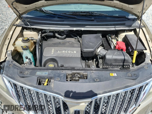2011 Lincoln MKX z VIN 2LMDJ6JK4BBJ21777, wystawiony jako Copart lot #60412835 z przebiegiem Nie podano mil oraz Szkoda całkowita • Salvage title. Historia ofert i sprzedaży dostępna na DreamBid. Obrazek 11.