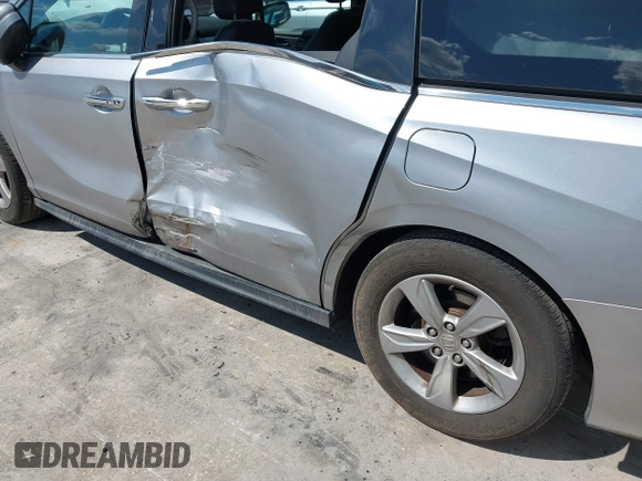 2019 Honda Odyssey EX-L with VIN 5FNRL6H74KB011915, listed as a IAAI auction lot 41898504 with 80,466 mi miles. Bid and sale history available at carsss.com. Image 6.