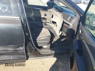2014 Toyota Highlander LE z VIN 5TDBKRFH4ES034791, wystawiony jako IAAI lot #41770914 z przebiegiem Nie podano mil oraz . Historia ofert i sprzedaży dostępna na DreamBid. Obrazek 5.