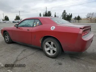 2010 Dodge Challenger R/T Classic z VIN 2B3CJ5DT2AH313738, wystawiony jako Copart lot #54364905 z przebiegiem 208 702 mil mil oraz Szkoda całkowita • Salvage title. Historia ofert i sprzedaży dostępna na DreamBid. Obrazek 2.