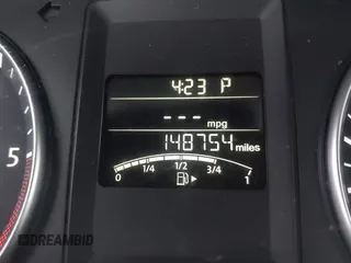 2014 Volkswagen Jetta TDI w/Premium/Nav с VIN 3VWLL7AJ4EM332920, выставлен на аукционе IAAI как лот 41630948 с пробегом 148 754 миль миль и . История ставок и продаж доступна на DreamBid. Изображение 15.