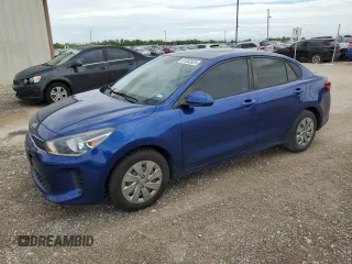 2018 Kia Rio S with VIN 3KPA24AB6JE085151, listed as a Copart auction lot 61552624 with 68,526 mi miles and Clean Title. Bid and sale history available at carsss.com. Image 1.