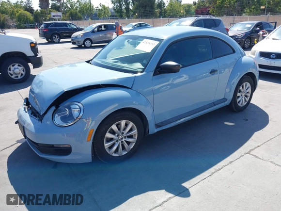 2015 Volkswagen Beetle Fleet Edition z VIN 3VWF17AT6FM639589, wystawiony jako IAAI lot #42538753 z przebiegiem 104 935 mil mil oraz . Historia ofert i sprzedaży dostępna na DreamBid. Obrazek 17.