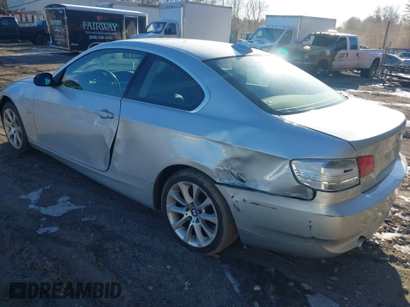 2008 BMW 3 Series 335xi with VIN WBAWC73548E066239, listed as a IAAI auction lot 41469555 with 92,420 mi miles and . Bid and sale history available at carsss.com. Image 3.