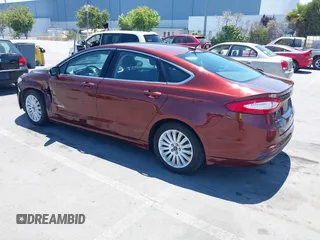 2015 Ford Fusion SE Hybrid с VIN 3FA6P0LU2FR310783, выставлен на аукционе IAAI как лот 42617746 с пробегом 47 264 миль миль и . История ставок и продаж доступна на DreamBid. Изображение 3.