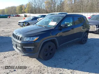 2019 Jeep Compass Latitude with VIN 3C4NJDBB1KT661261, listed as a IAAI auction lot 41883403 with 207,304 mi miles and . Bid and sale history available at DreamBid. Image 18.