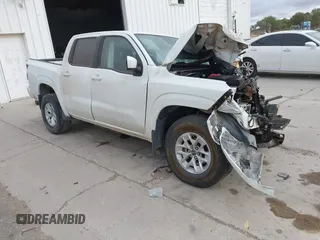 2024 Nissan Frontier Pro-4X with VIN 1N6ED1EK5RN635402, listed as a IAAI auction lot 40806398 with Not provided miles and . Bid and sale history available at DreamBid. Image 1.