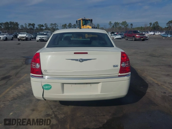 2008 Chrysler 300 Limited with VIN 2C3KA33G98H172006, listed as a IAAI auction lot 41445953 with 183,451 mi miles and . Bid and sale history available at DreamBid. Image 16.